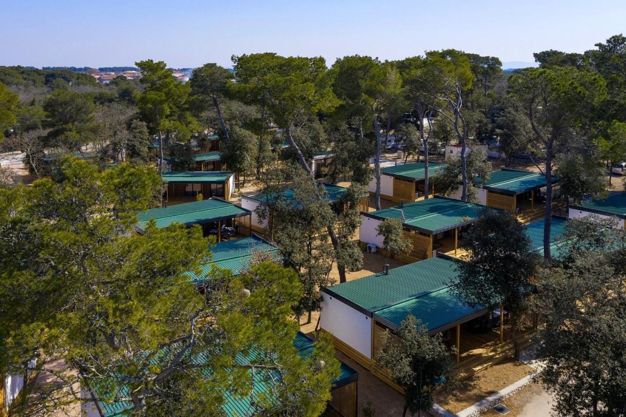 Mobile Home Saky, Biograd Na Moru Ngoại thất bức ảnh