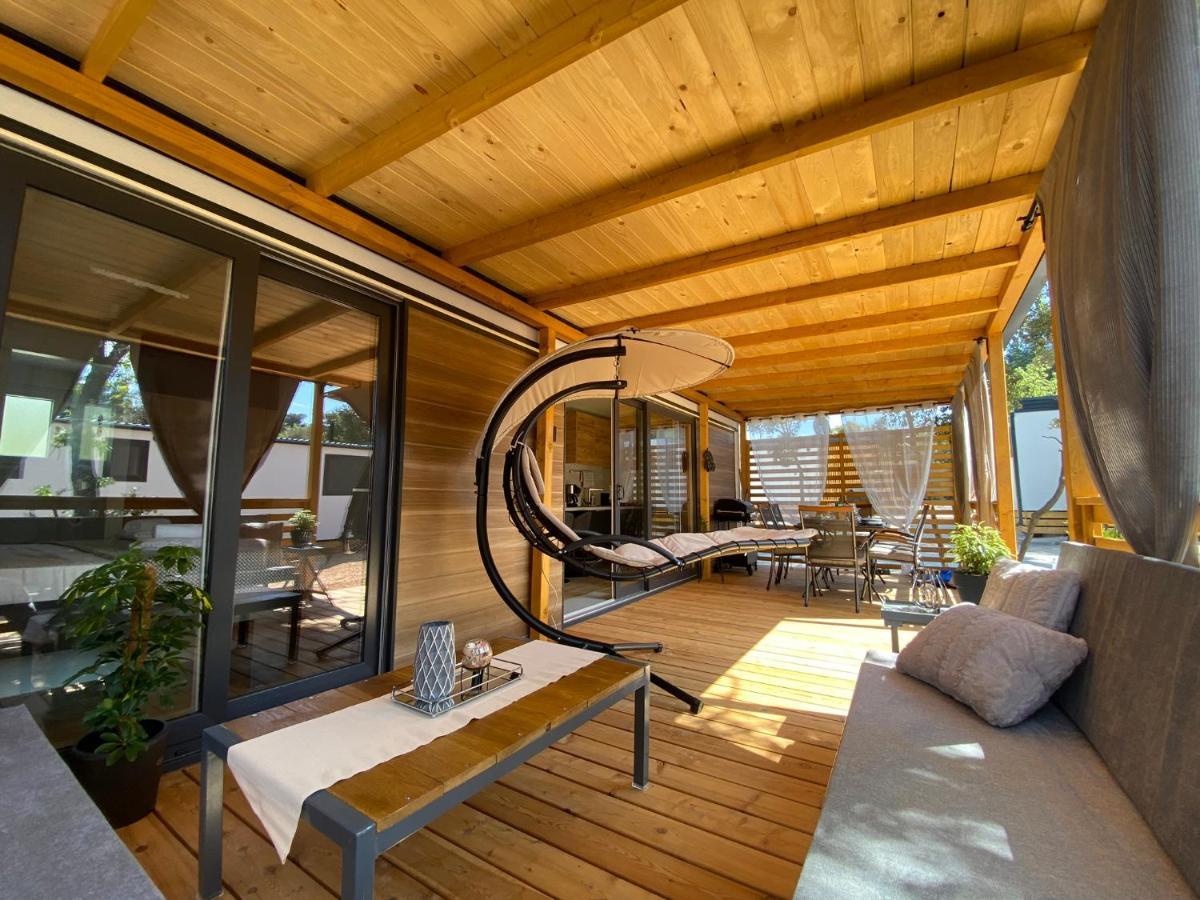 Mobile Home Saky, Biograd Na Moru Ngoại thất bức ảnh