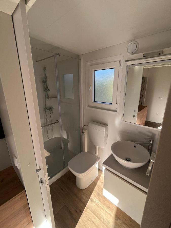Mobile Home Saky, Biograd Na Moru Ngoại thất bức ảnh